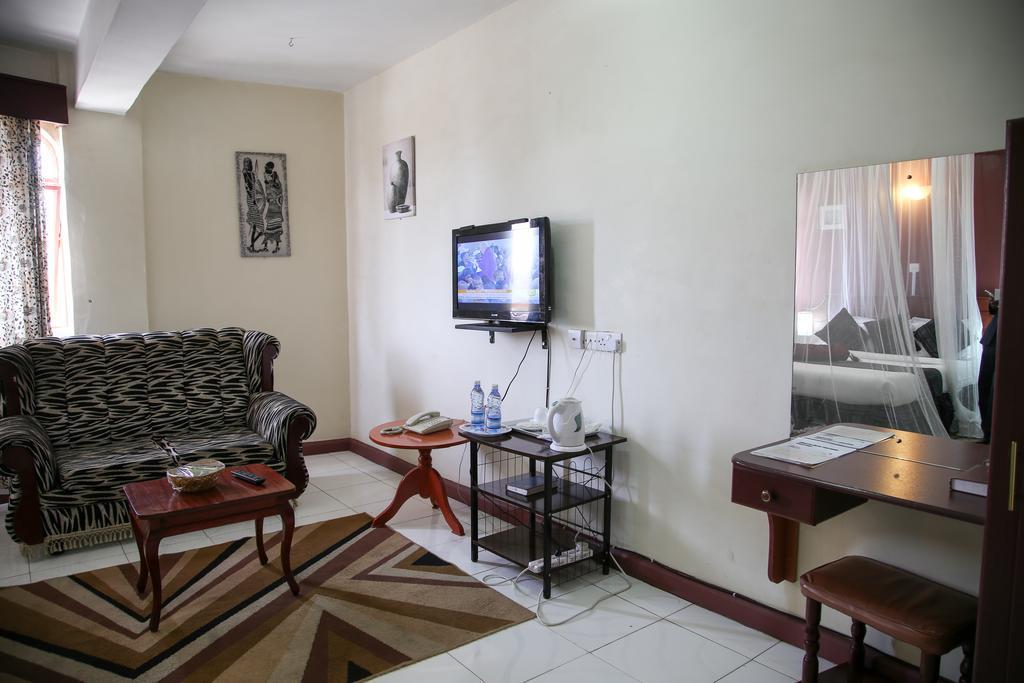 Chester Hotel Nakuru Exterior foto