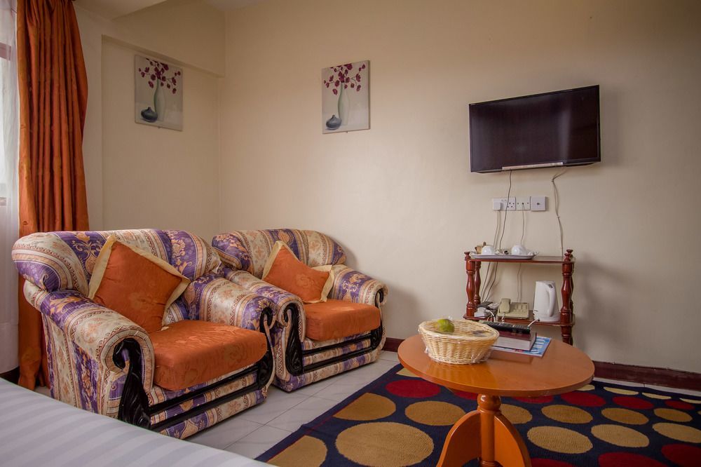 Chester Hotel Nakuru Exterior foto